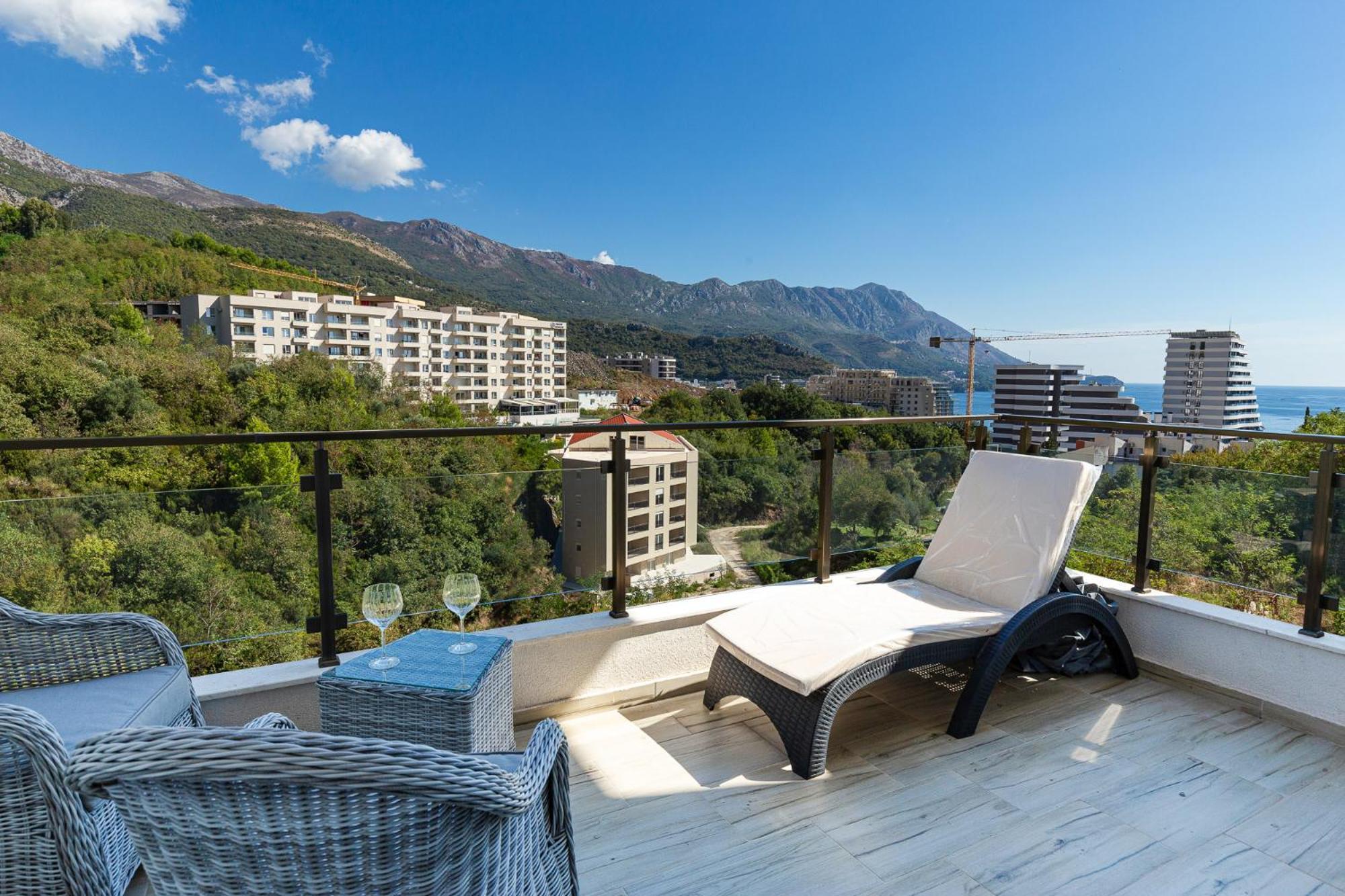 Sunny Side Wellness Resort & Spa Budva Exterior photo